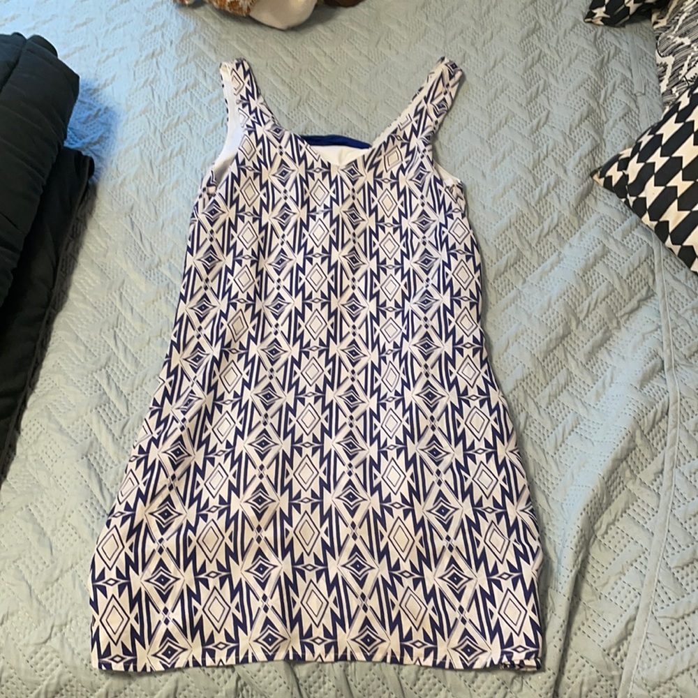 “No fit” dress